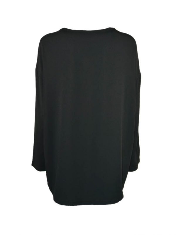 Блуза VDP черная по линии выреза вышивка