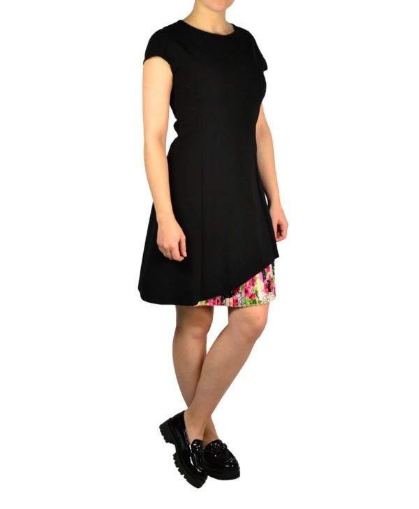 Платье VDP черное по линии низа вставка плиссе с цветочным принтом