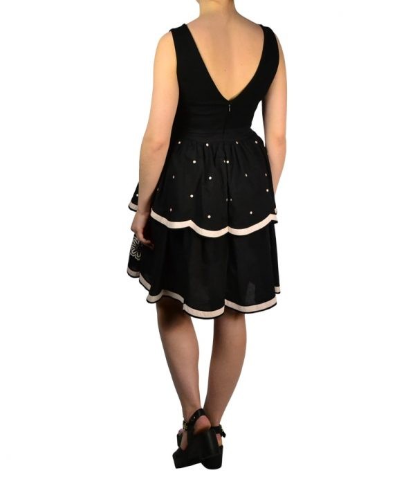 Платье Silvian Heach черное с вышивкой